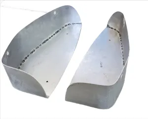 04-12 Chevy Colorado Taillight Buckets