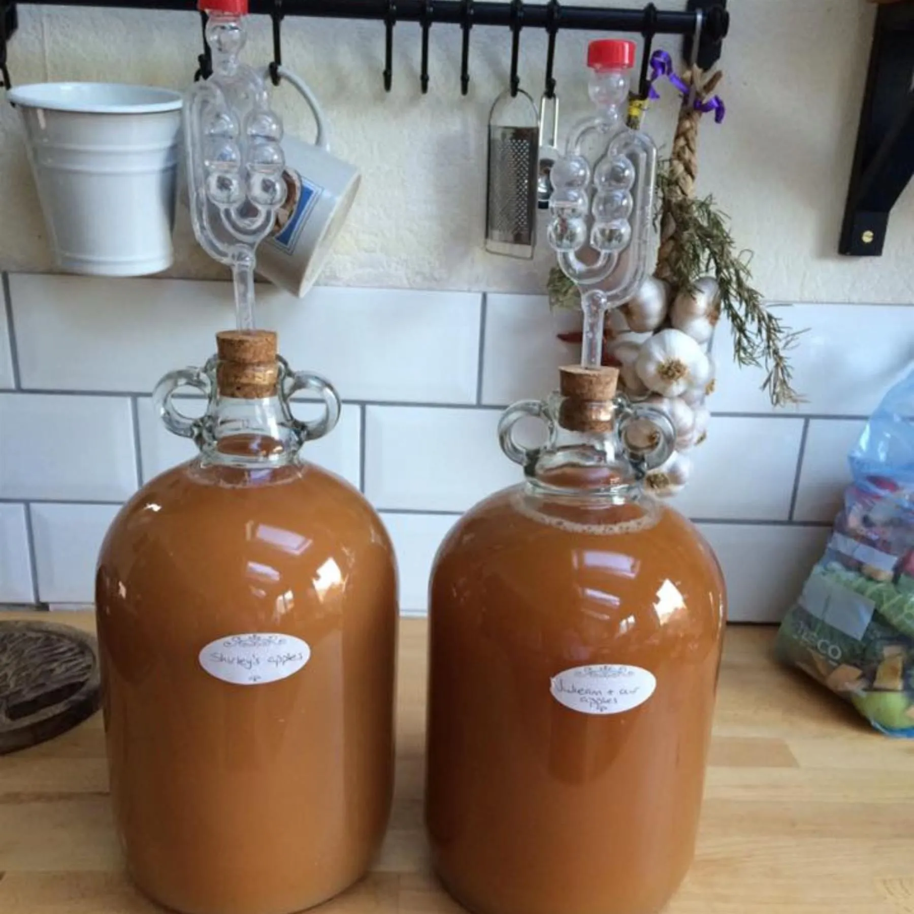 5 Litre Fermentation Buckets, one with Lid, Grommet and Airlock, 1 solid lid