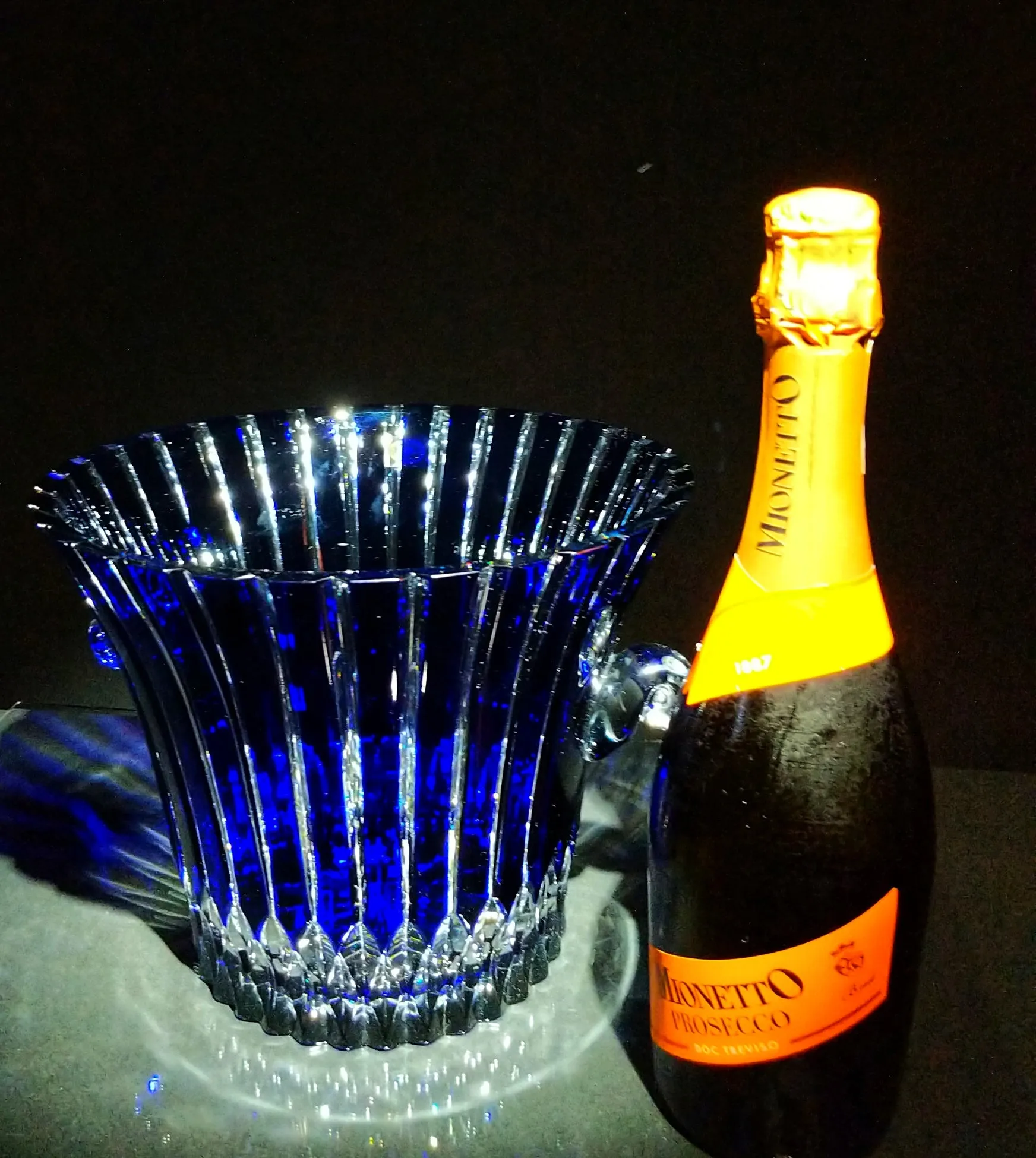 AJKA Cobalt Blue and Clear Cut Large Ice Bucket
