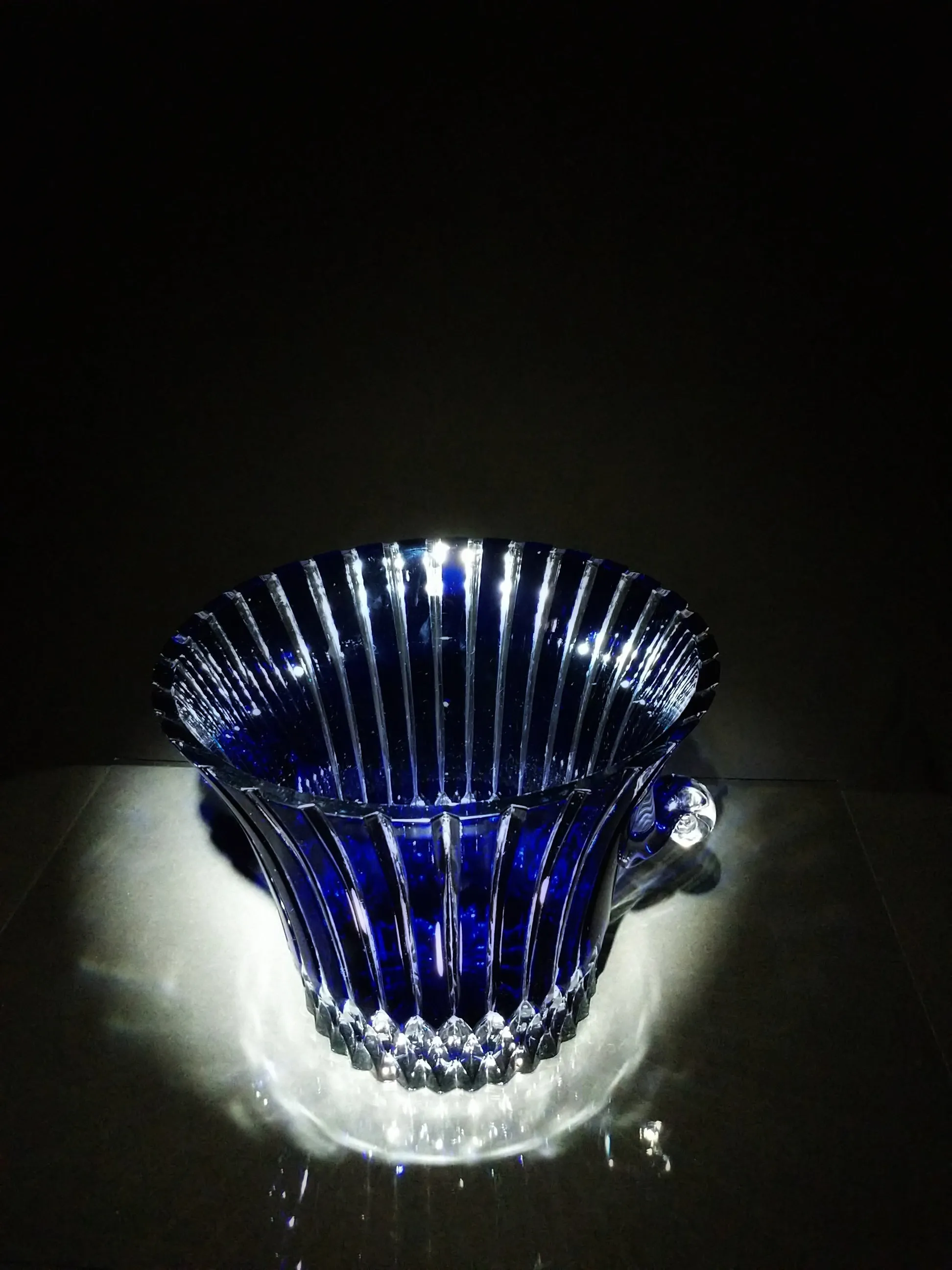AJKA Cobalt Blue and Clear Cut Large Ice Bucket