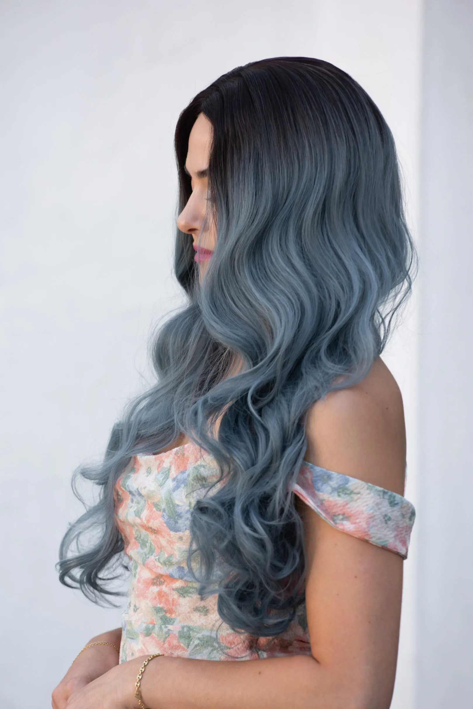 Ash Blue Ombre Wavy Synthetic Wig Viorel