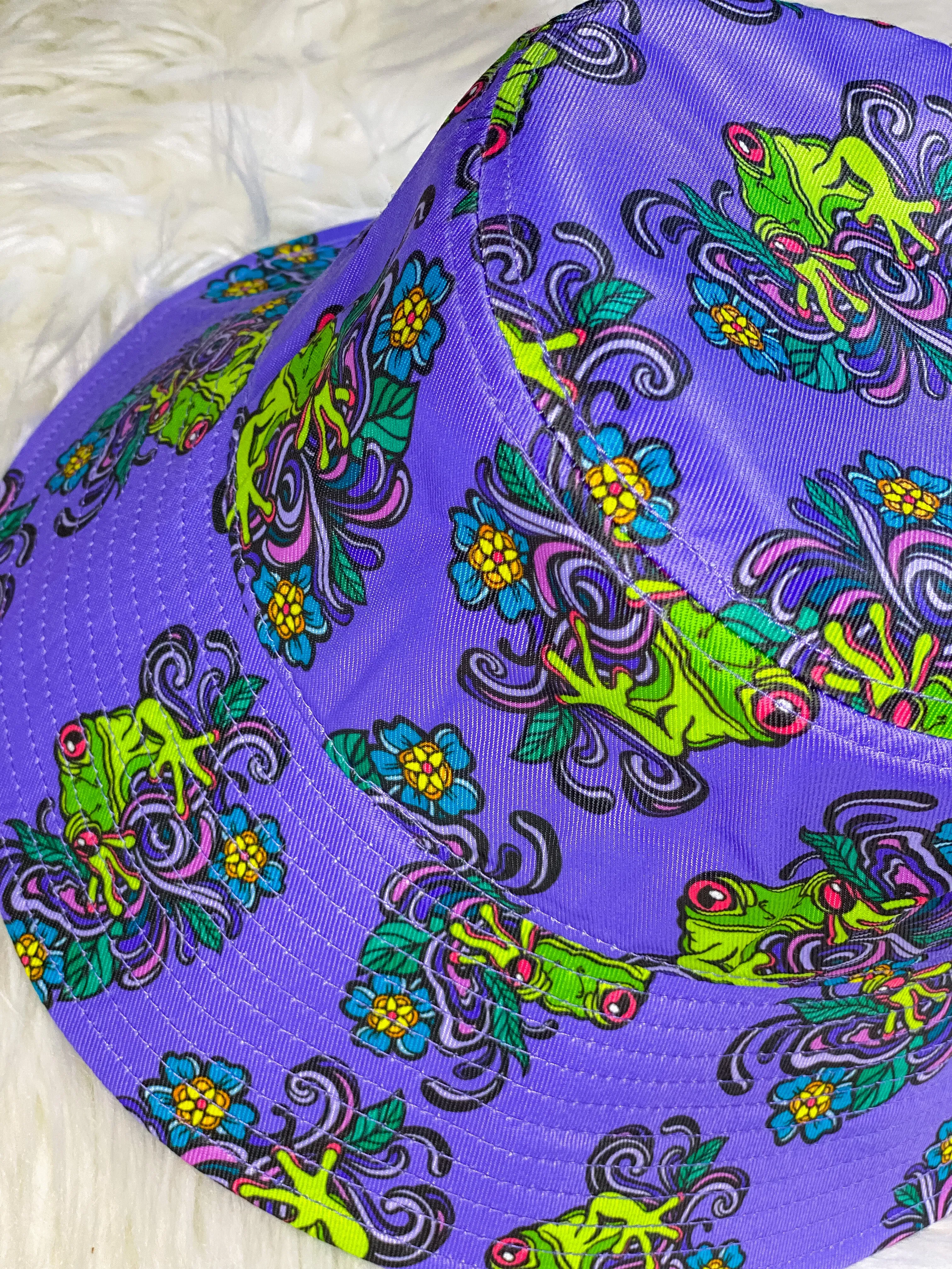 BABY FROG BUCKET HAT