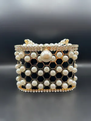 Black Pearl Bucket