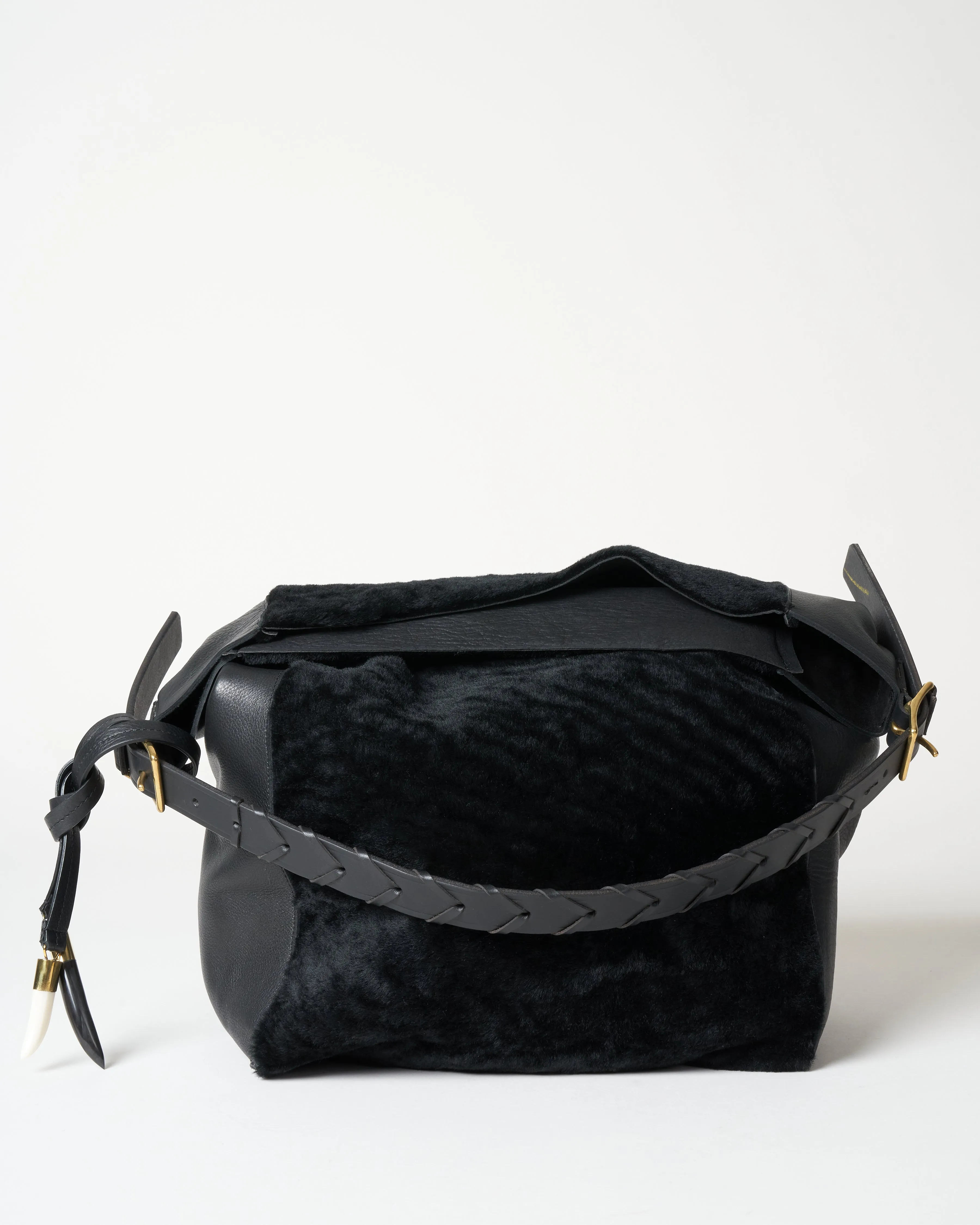black shearling cowdray hobo bag - black