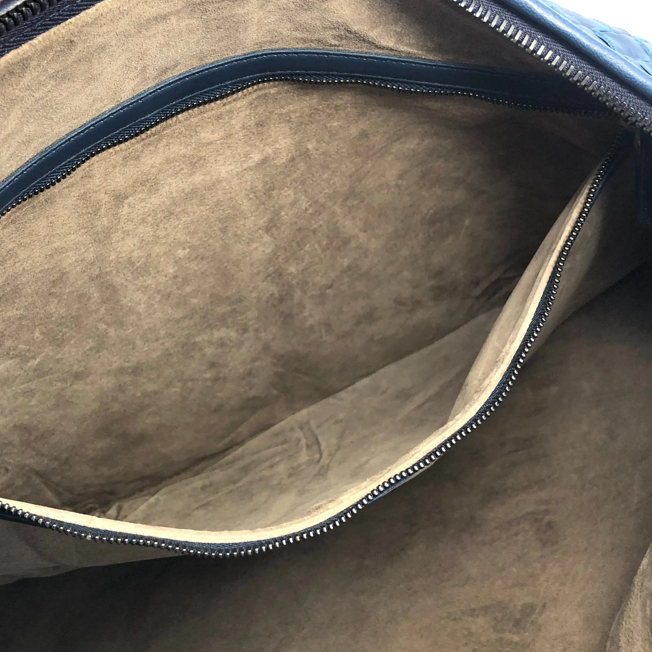 Bottega Veneta Intrecciato Leather Hobo bag Blue Vintage awvey7