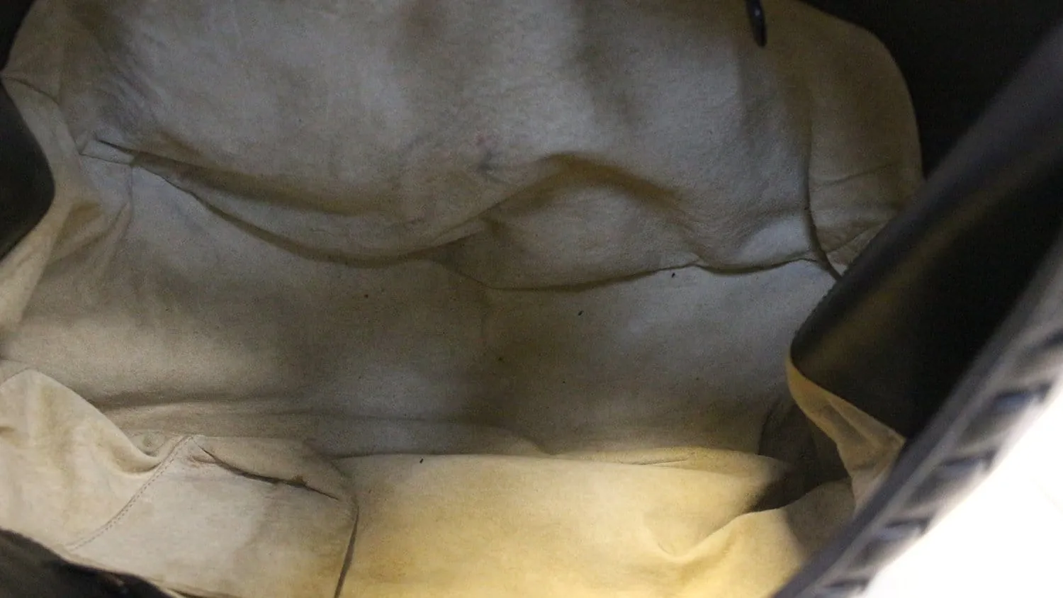 BOTTEGA VENETA Leather with Intrecciato Detail Medium Hobo