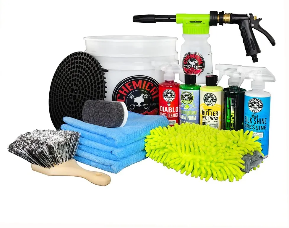 Brand new Chemical Guys HOL126 – 14-Piece Arsenal Builder Wash Kit With TORQ Blaster Foam Gun & Bucket! Retails $100 