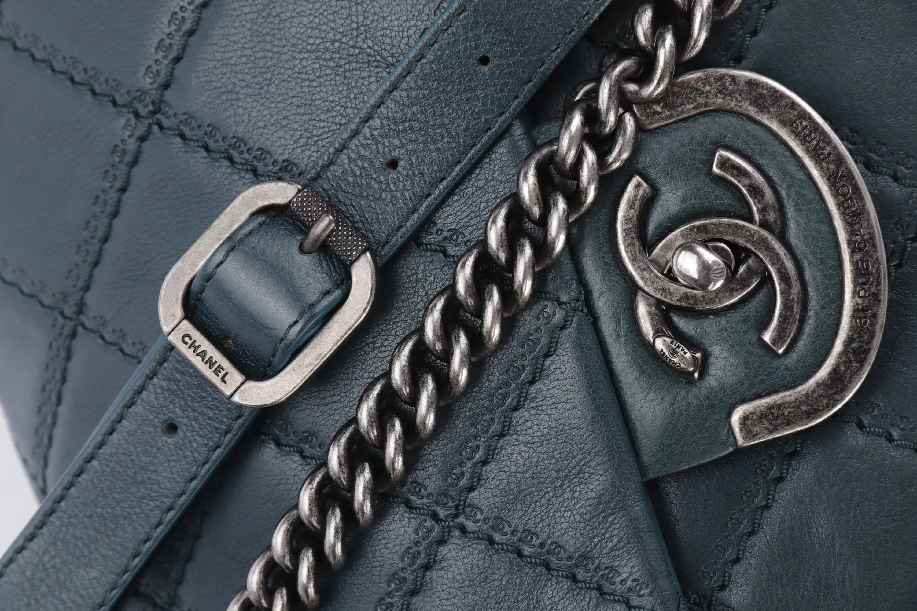 CHANEL COCO SPORRAN FLAP (1818xxxx) JUMBO DARK GREEN QUILTED CALFSKIN RUTHENLUM HARDWARE, WITH DUST COVER & BOX, NO CARD