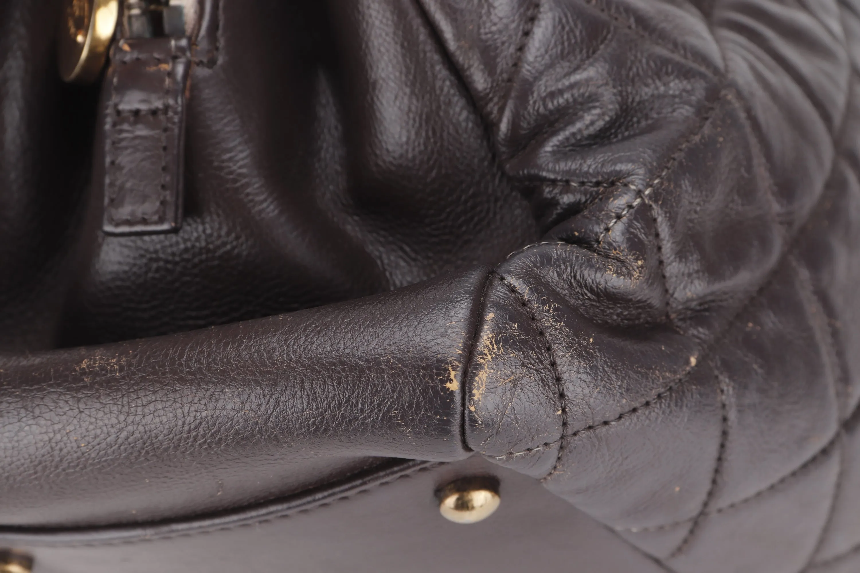 CHANEL QUILTED MATELASSE LAMBSKIN CC LOGO SHOULDER BAG (1739xxxx) GOLD HARDWARE, NO CARD & DUST COVER