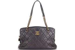 CHANEL QUILTED MATELASSE LAMBSKIN CC LOGO SHOULDER BAG (1739xxxx) GOLD HARDWARE, NO CARD & DUST COVER