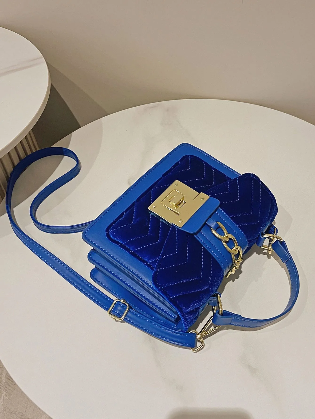 Chevron Quilted Chain Square Bag - Blue