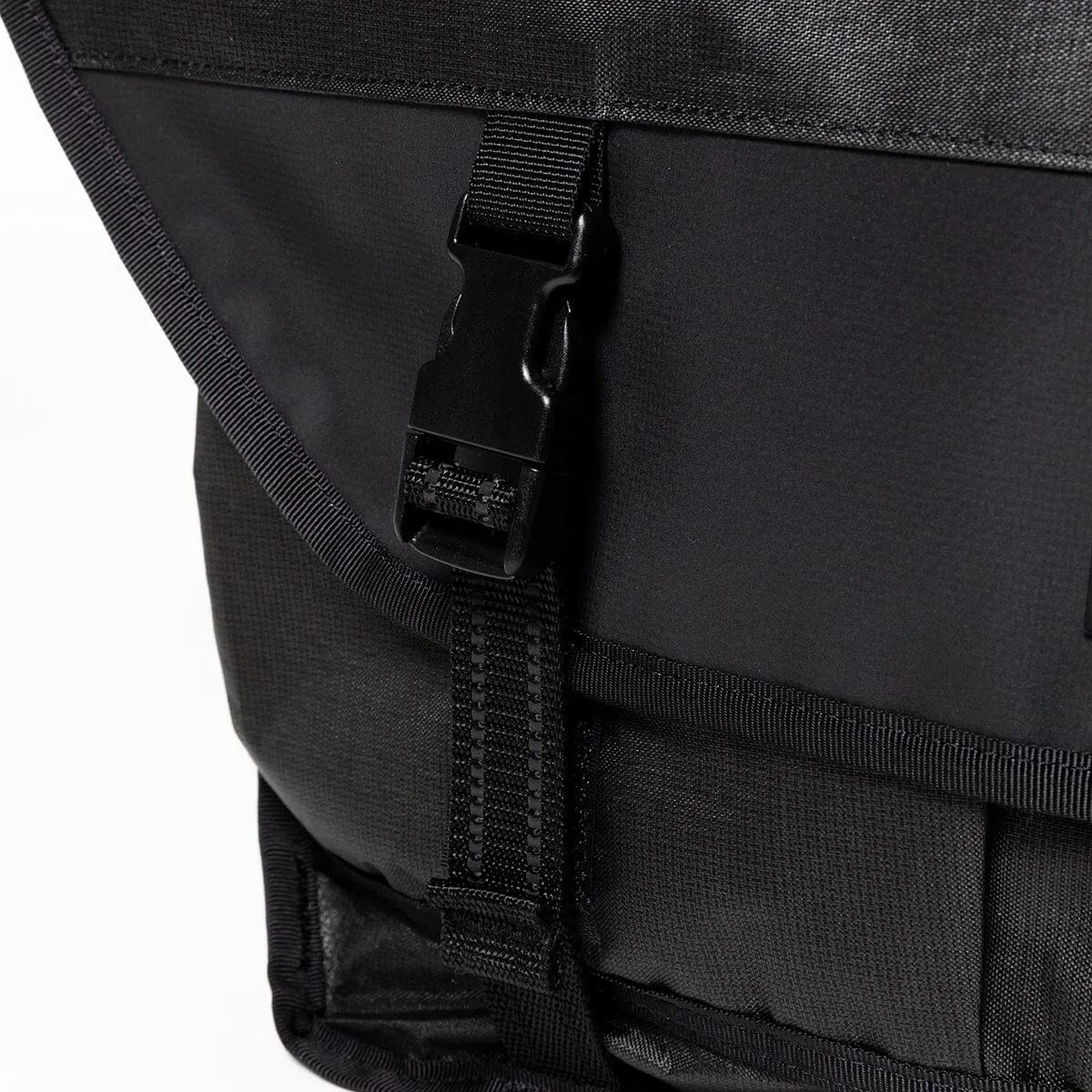 CTZ 24L MESSENGER meanswhile edition