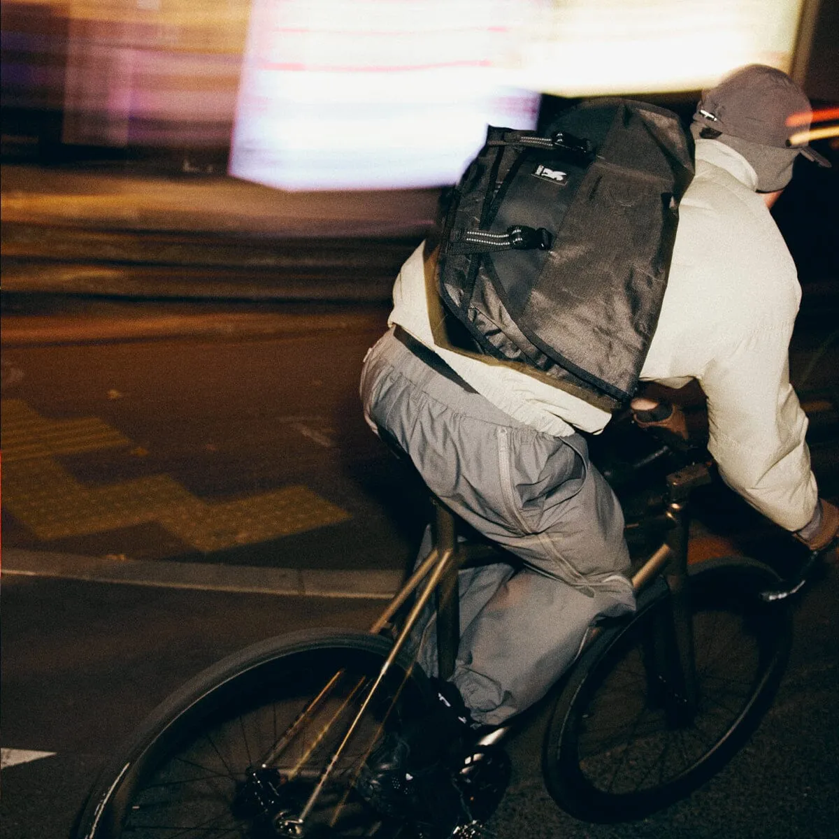 CTZ 24L MESSENGER meanswhile edition
