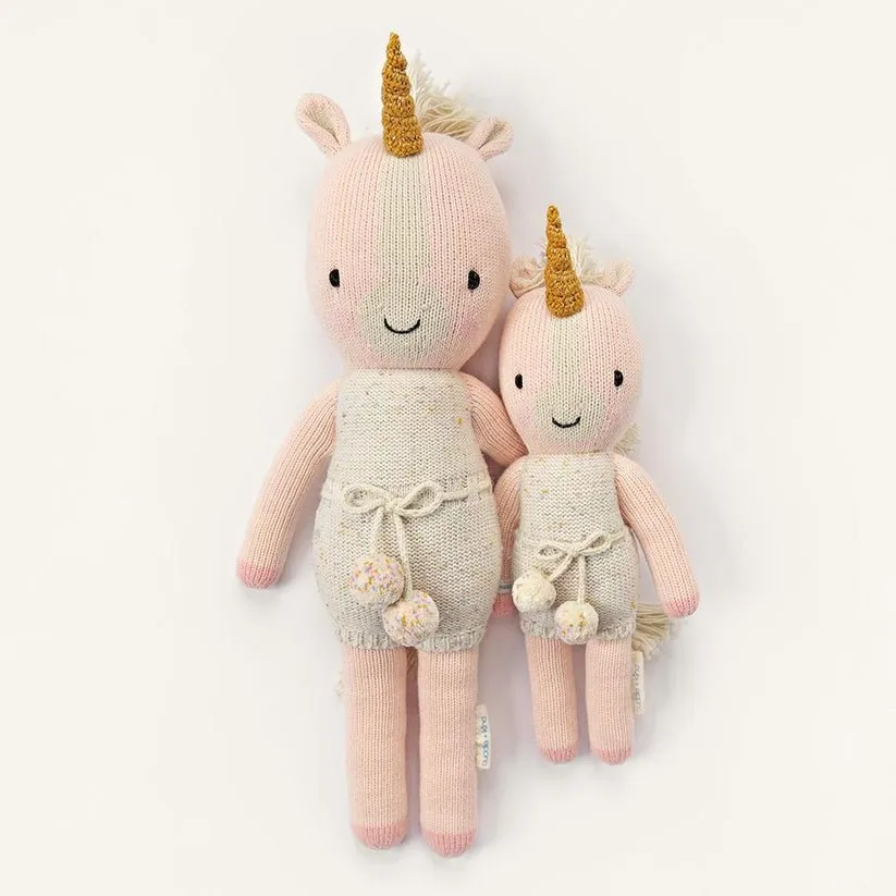 cuddle   kind Ella the unicorn - Little