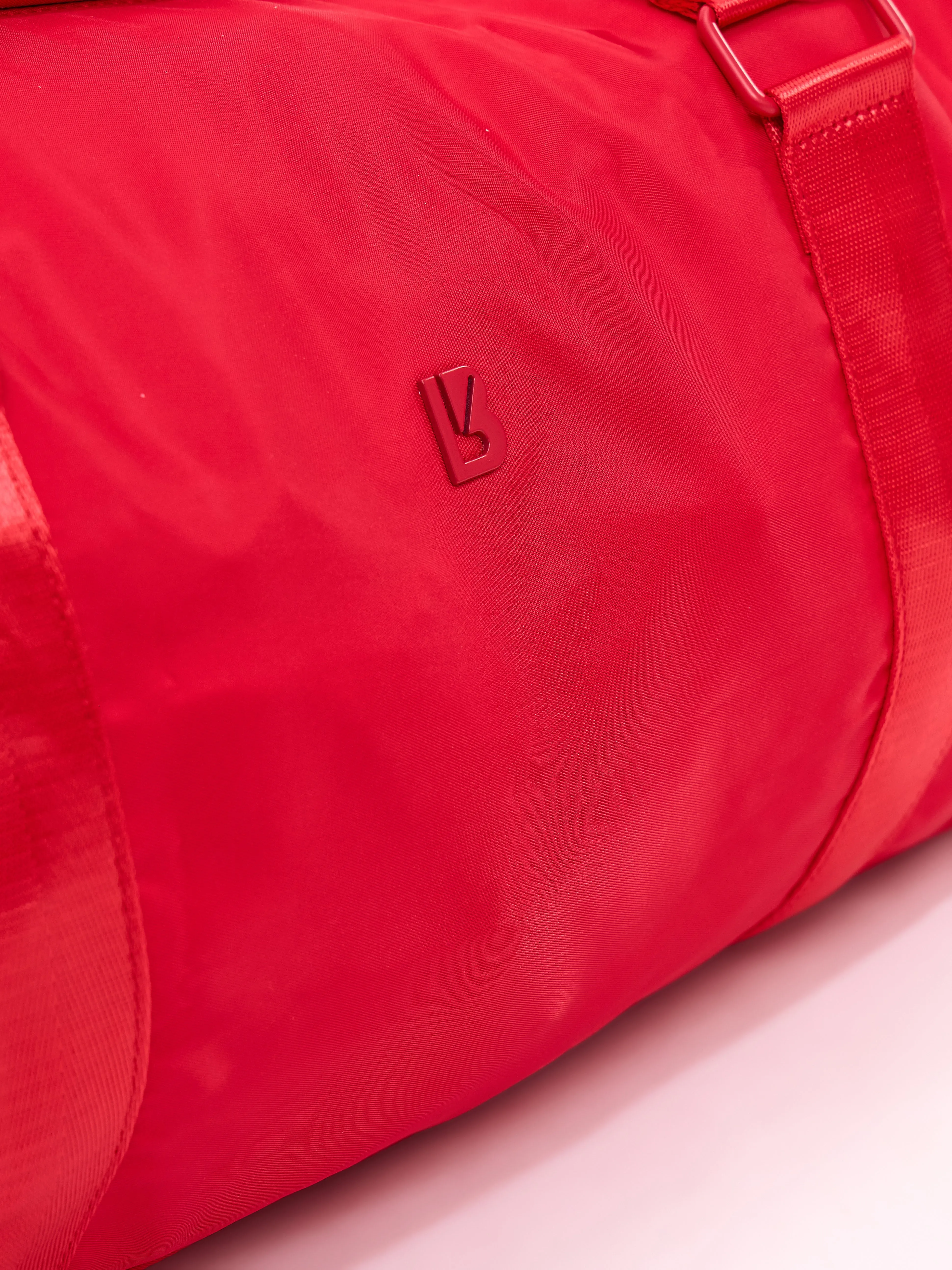 Everyday Duffel - Lipstick Red