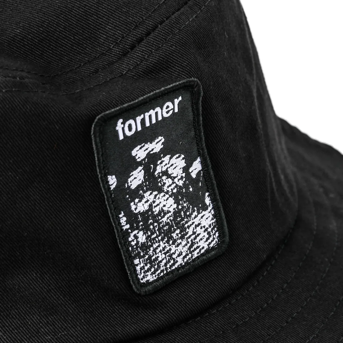 EVIDENT BUCKET HAT BLACK