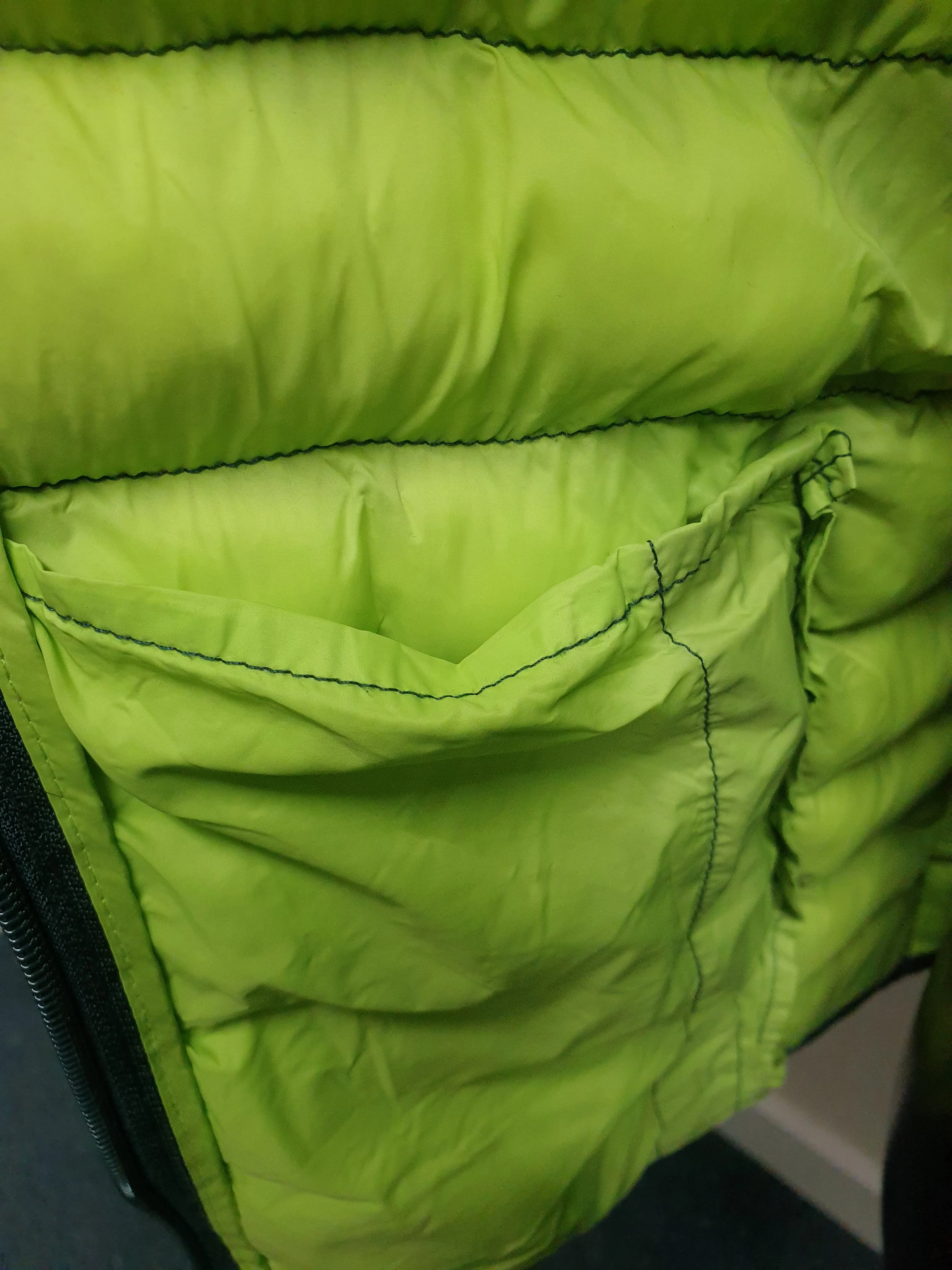 Green Mountain warehouse  showerproof jacket age 13 FREE POSTAGE 🟢