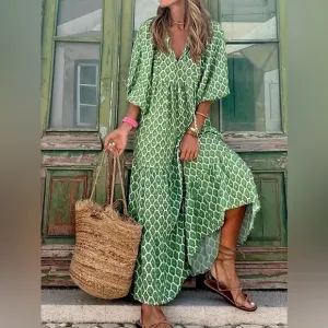 Green white geometric print maxi dress