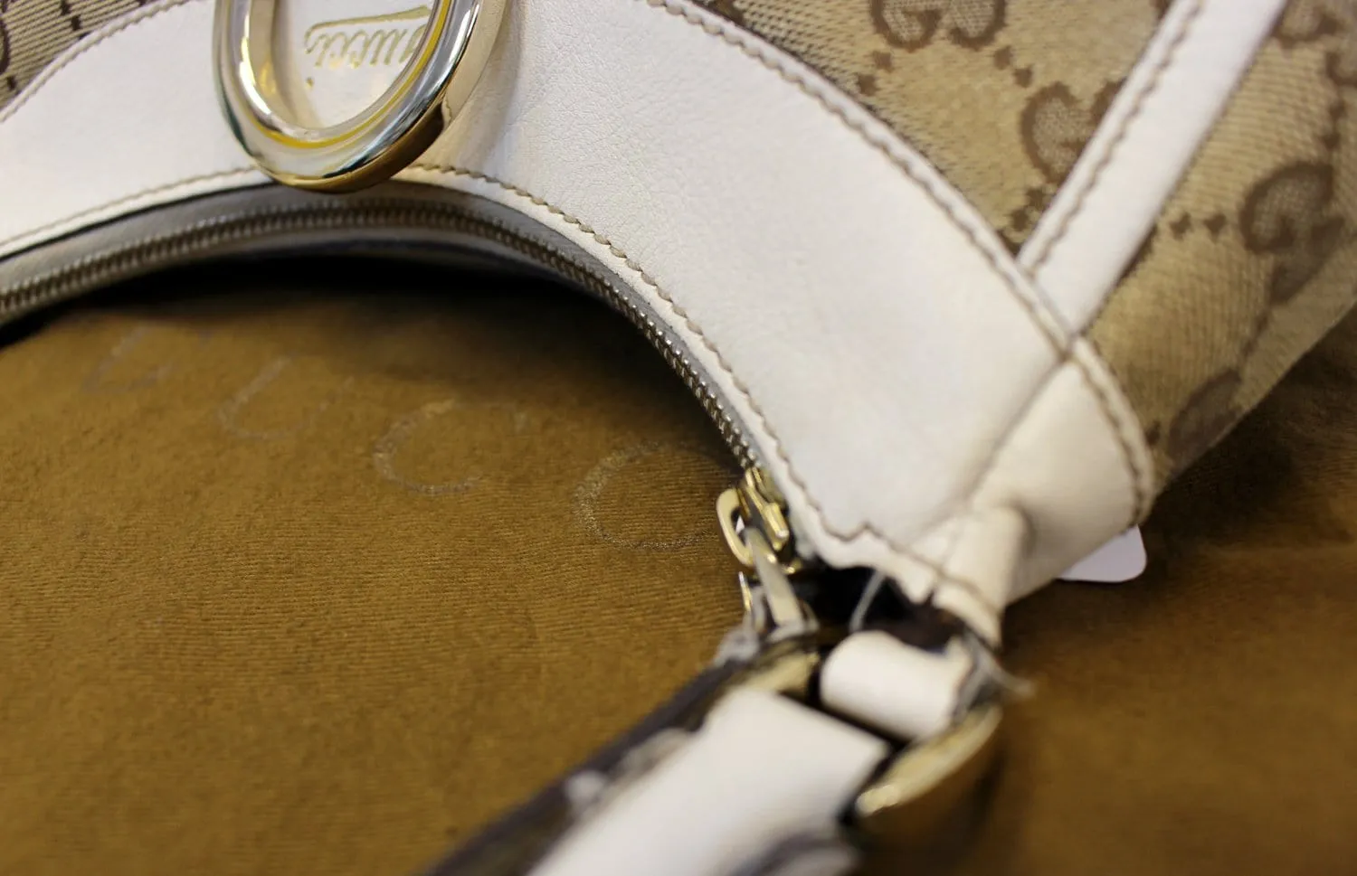 GUCCI GG Monogram Medium D Ring Hobo Bag 190525