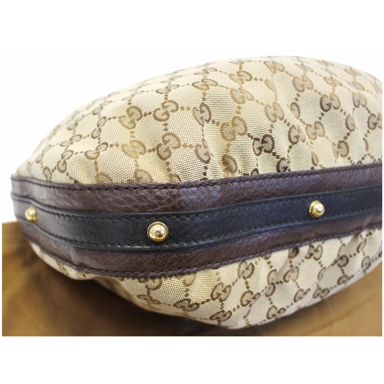 GUCCI Interlocking G Medium GG Canvas Hobo Bag Beige