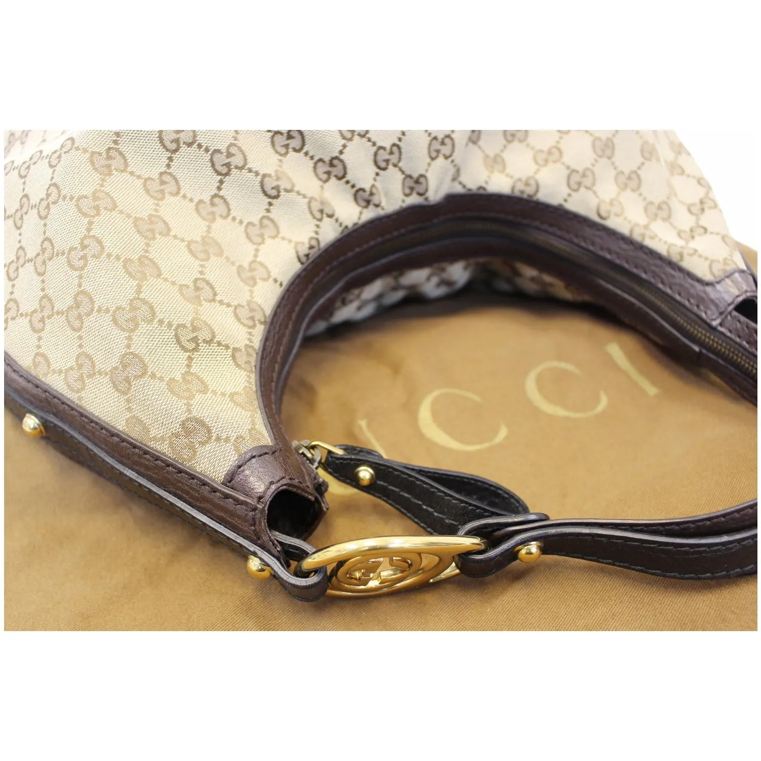 GUCCI Interlocking G Medium GG Canvas Hobo Bag Beige