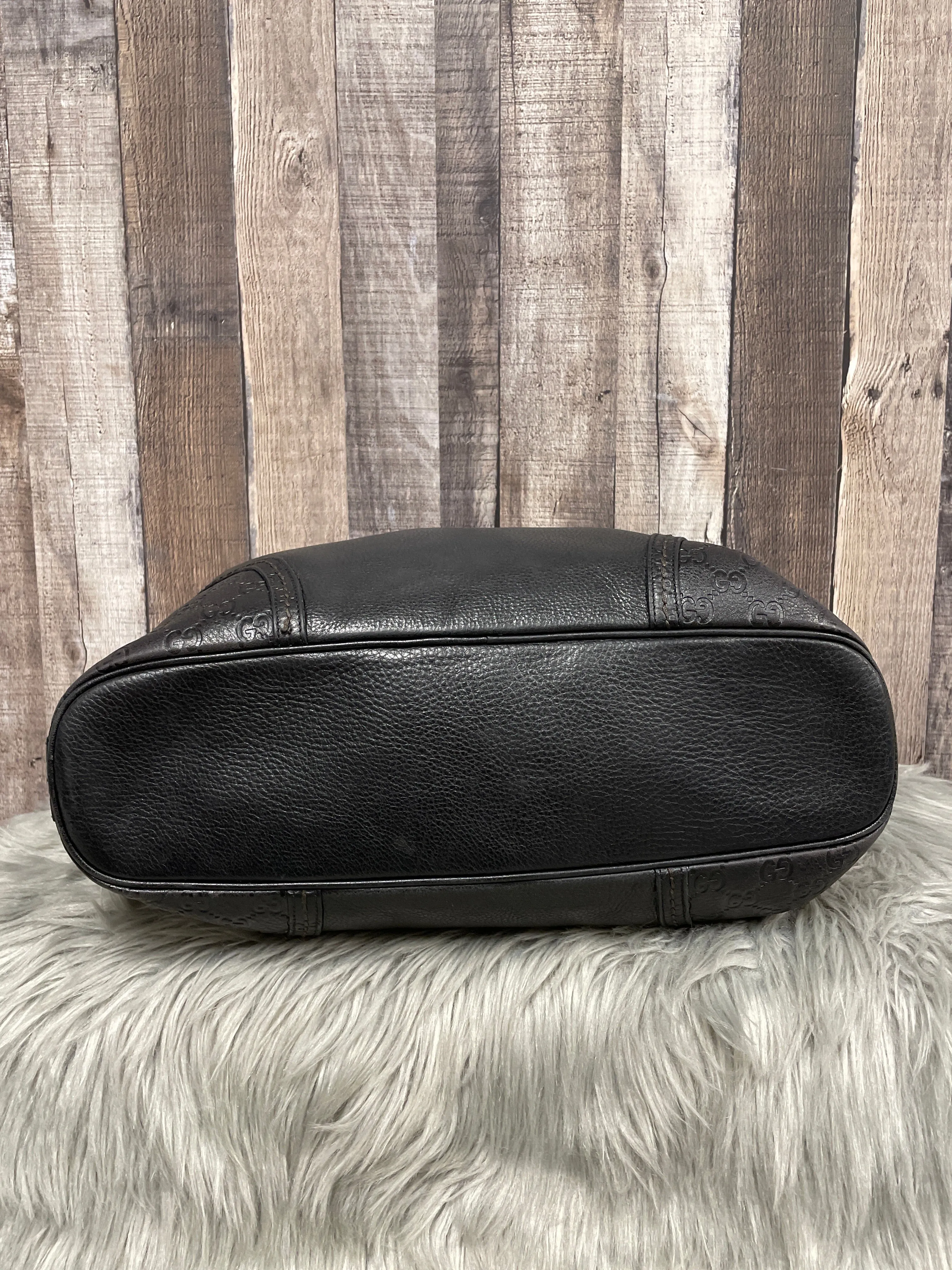 Handbag Luxury Designer By Gucci, Size: Large