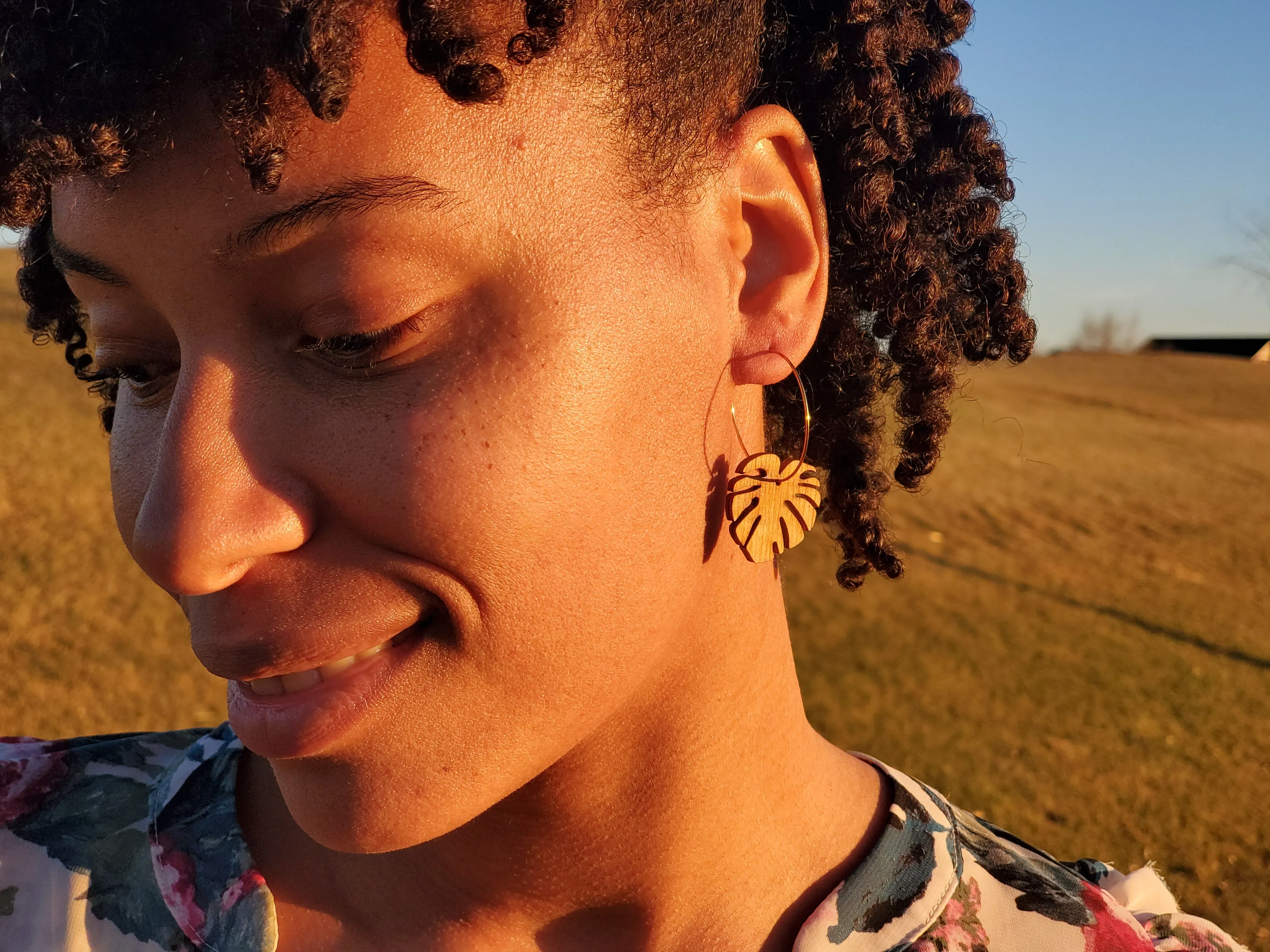 Hawaii Wood Earrings | BABY MONSTERA