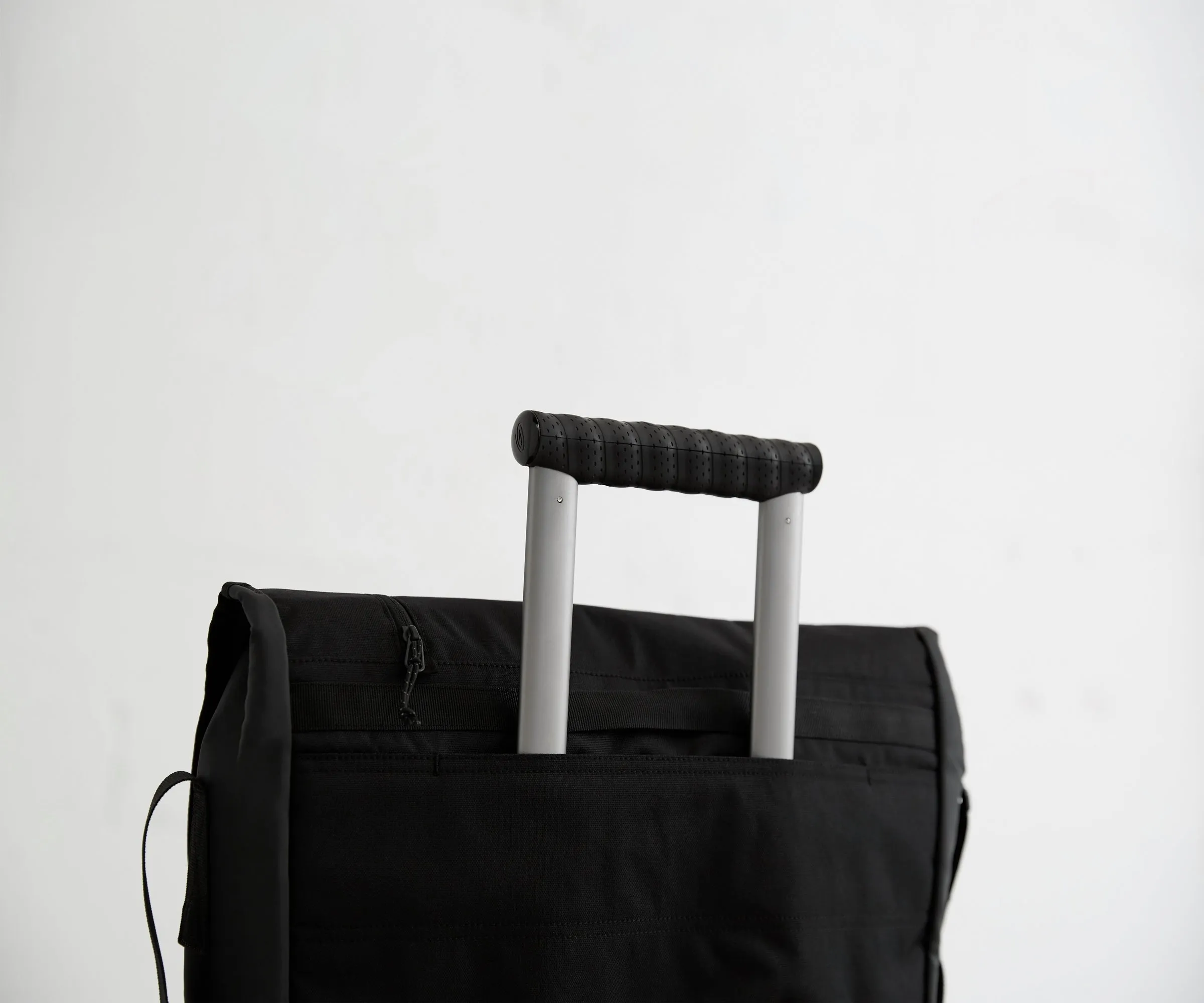 Incognito Messenger Bag