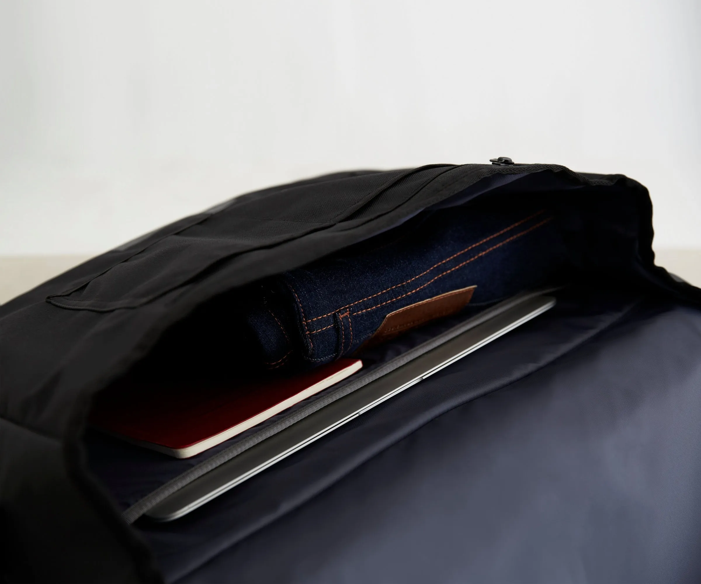 Incognito Messenger Bag