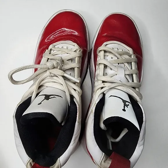 Jordan Maxin 200 White Gym Red 5.5 Youth Women's 7