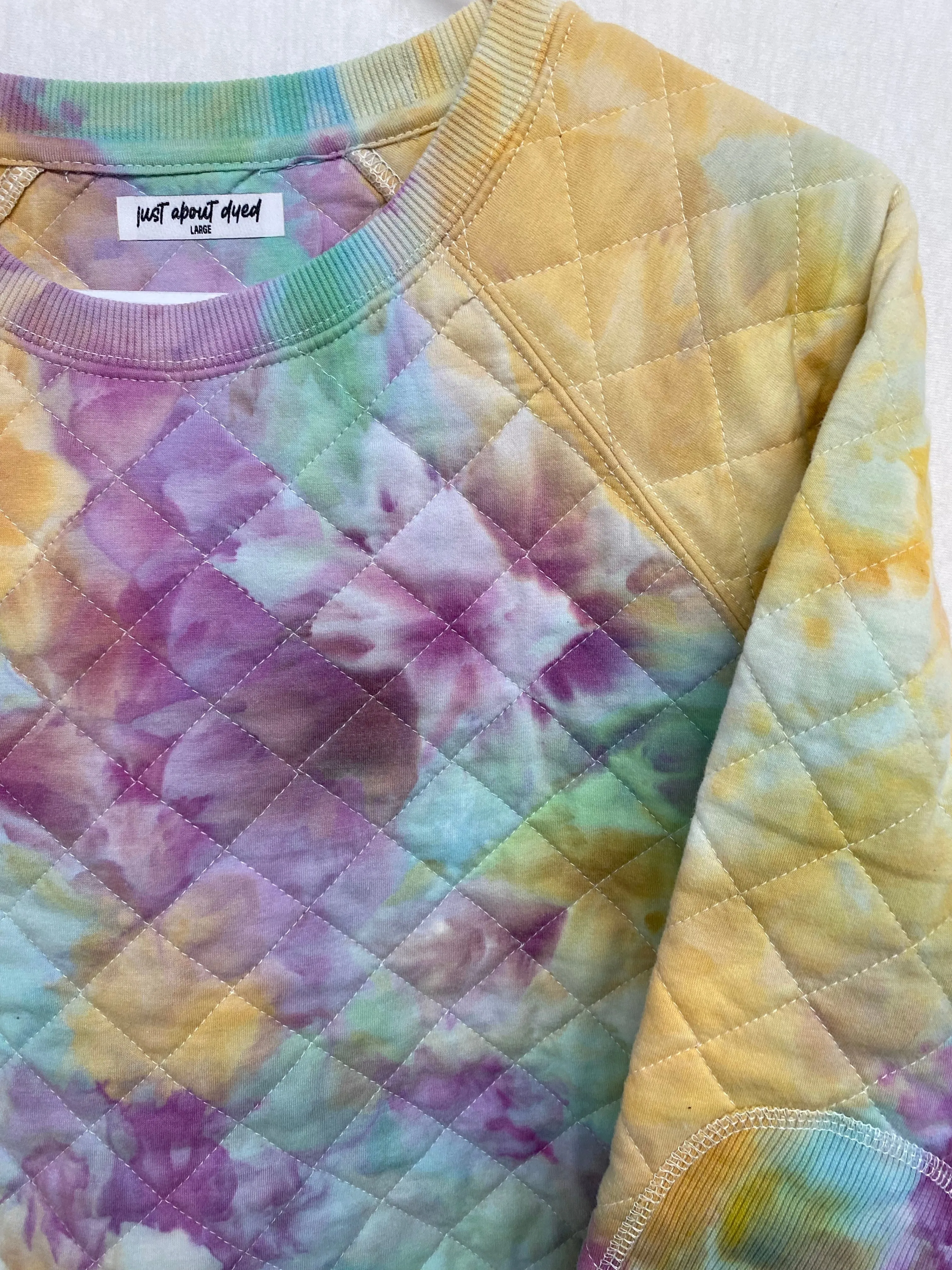 LARGE Quilted Pullover