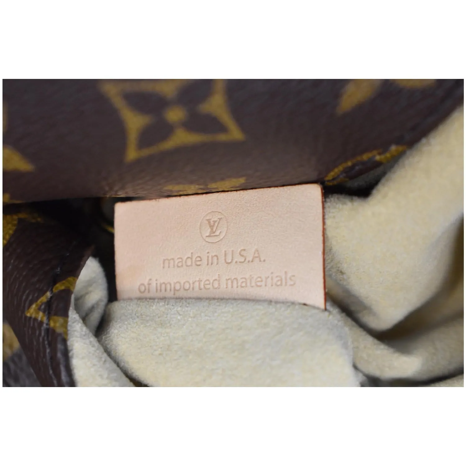 LOUIS VUITTON Artsy MM Monogram Canvas Hobo Bag Brown