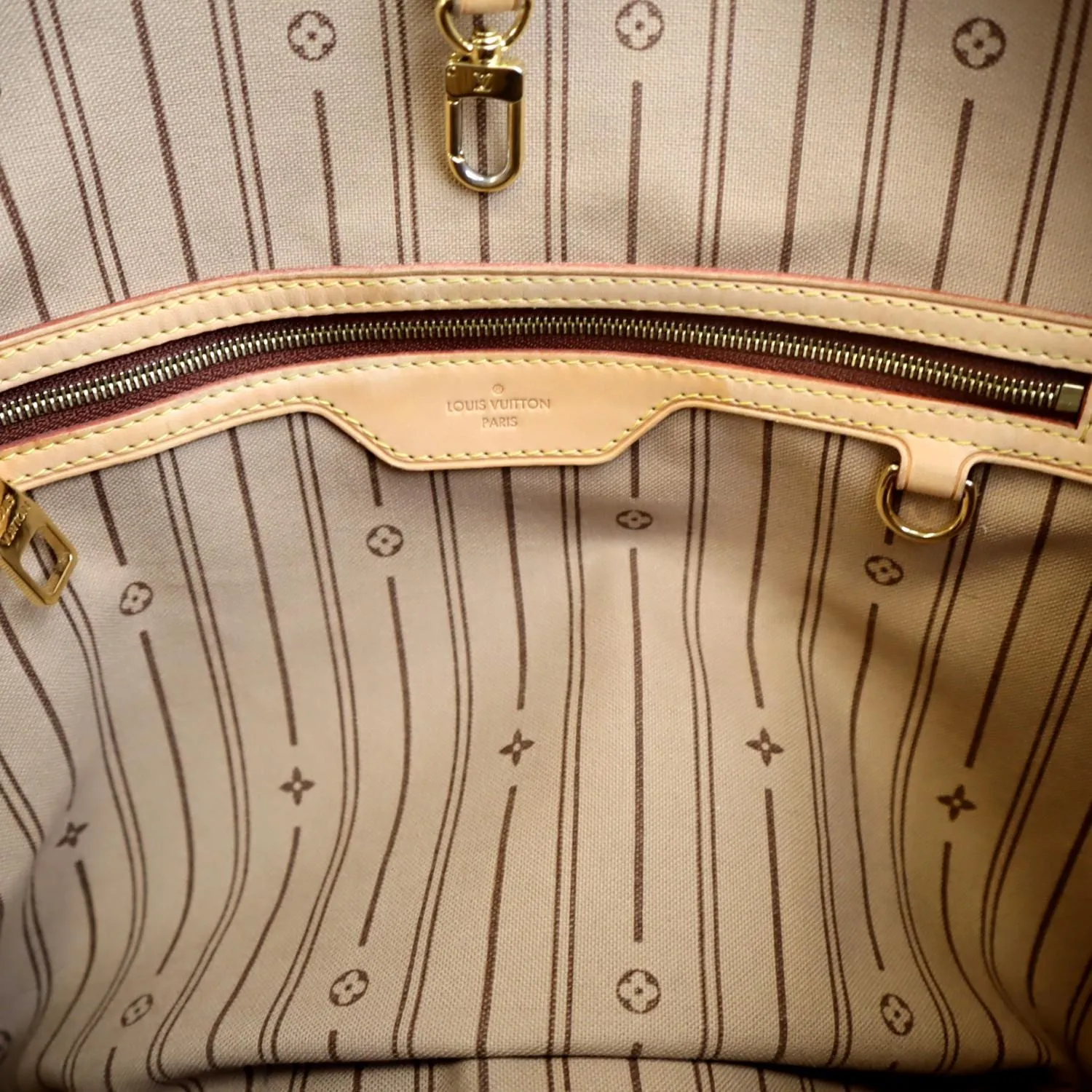 LOUIS VUITTON Delightful PM Monogram Canvas Hobo Bag Brown