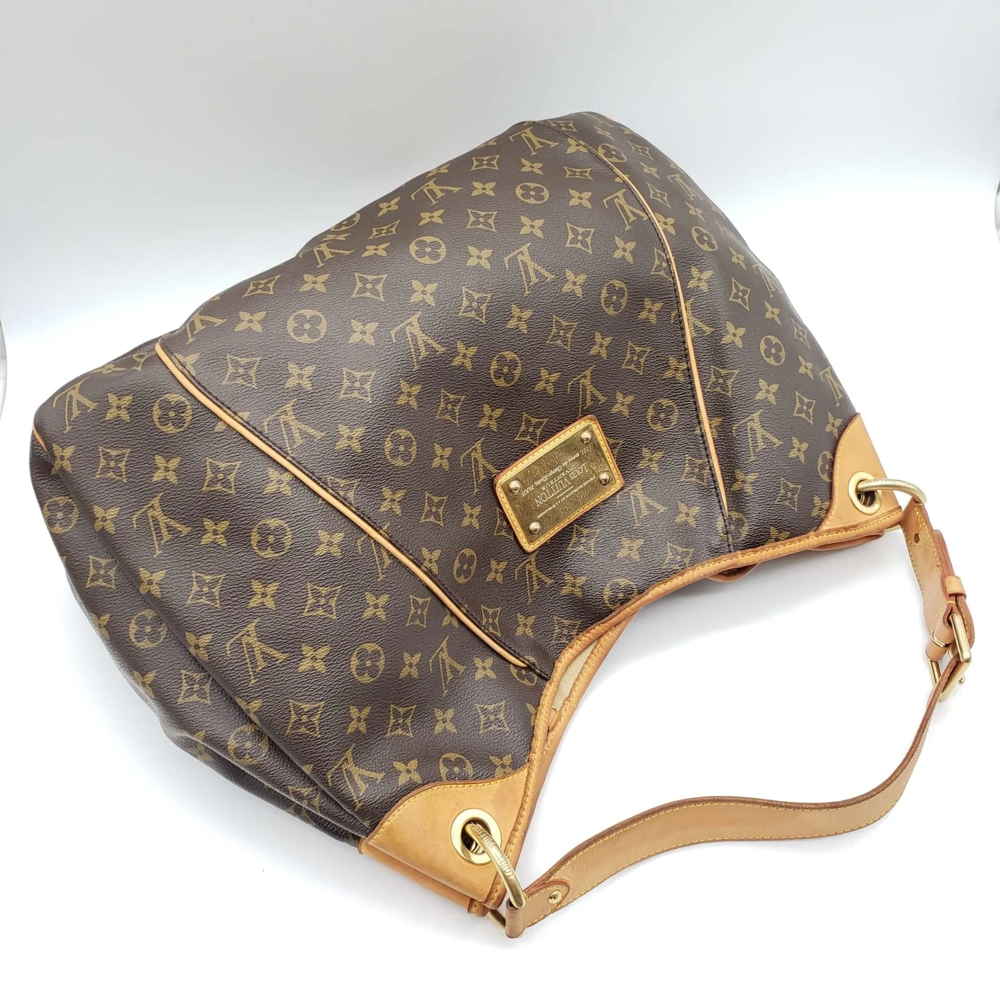 Louis Vuitton Galliera GM Monogram Hobo Bag