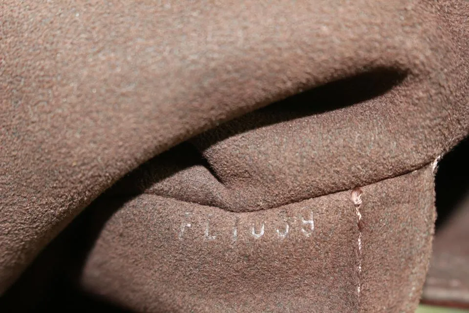 Louis Vuitton Limited  Kalahari PM Hobo Flap Bag 5V44LS