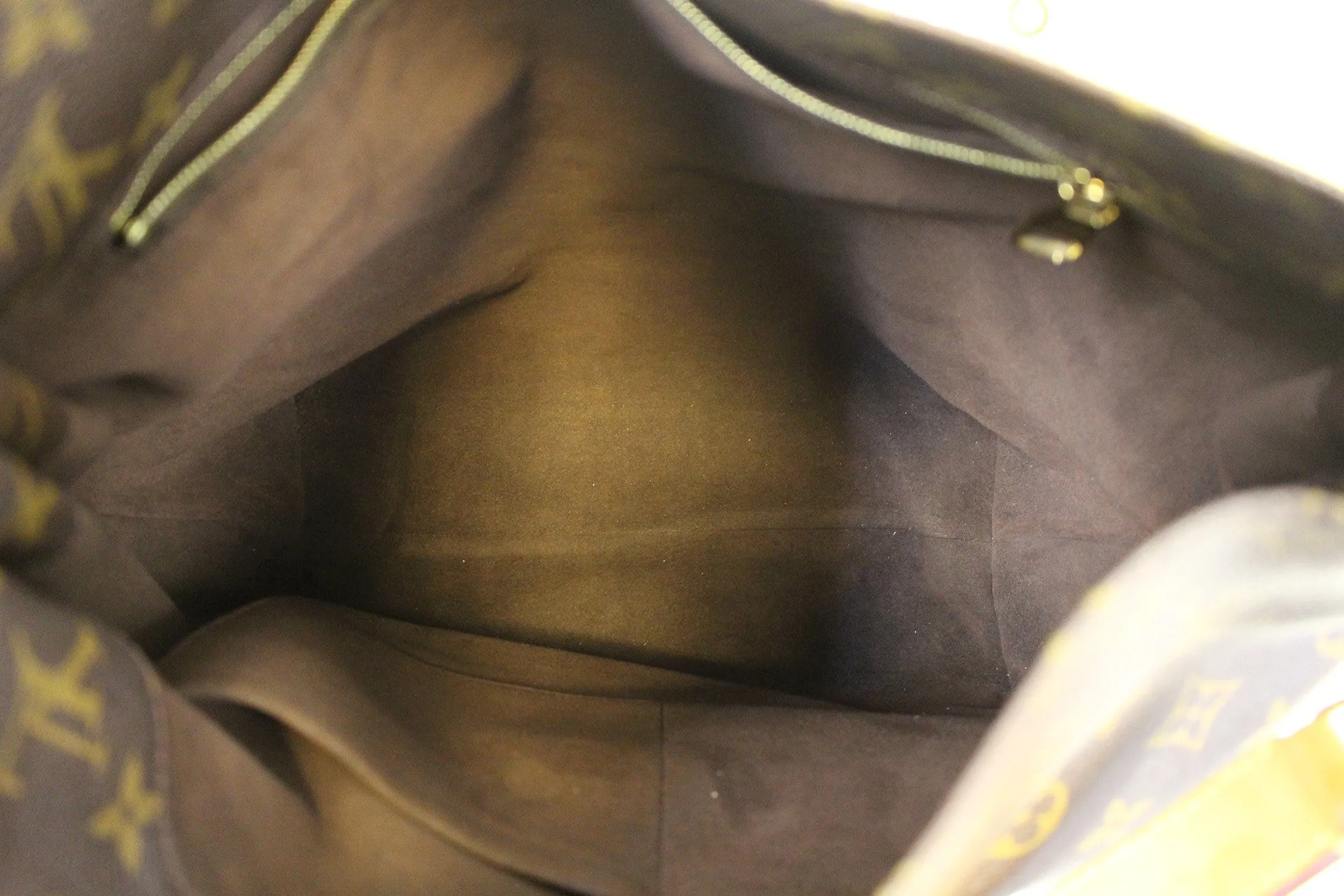 LOUIS VUITTON Metis Hobo Monogram Shoulder Bag with Strap