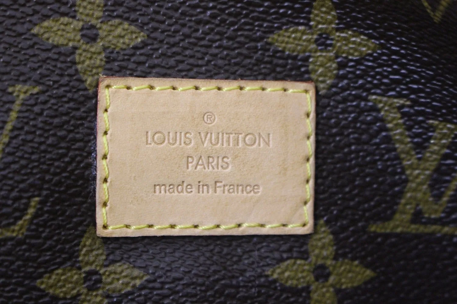 LOUIS VUITTON Monogram Canvas Sully MM Brown Shoulder Bag