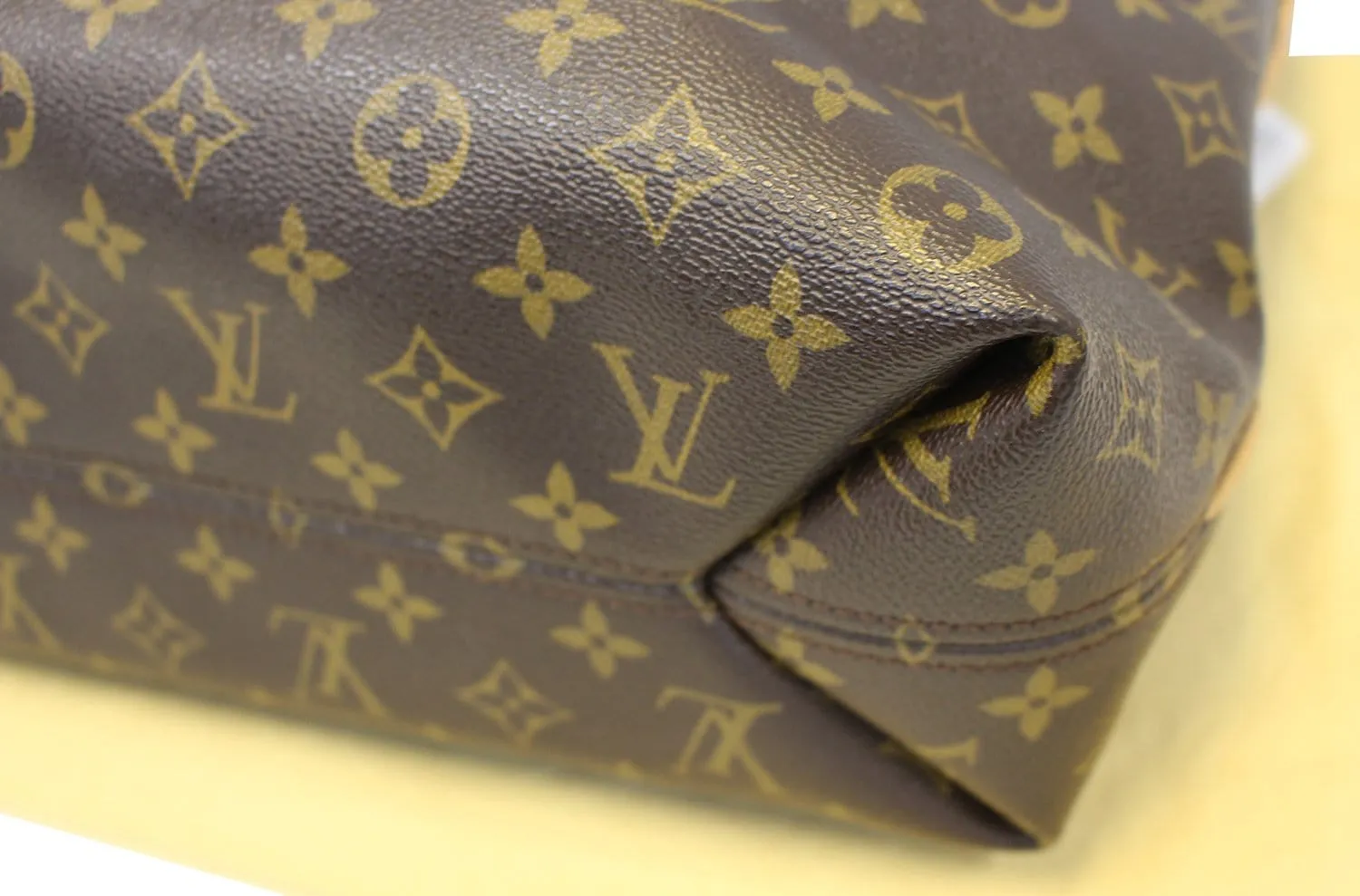 LOUIS VUITTON Monogram Canvas Sully MM Brown Shoulder Bag