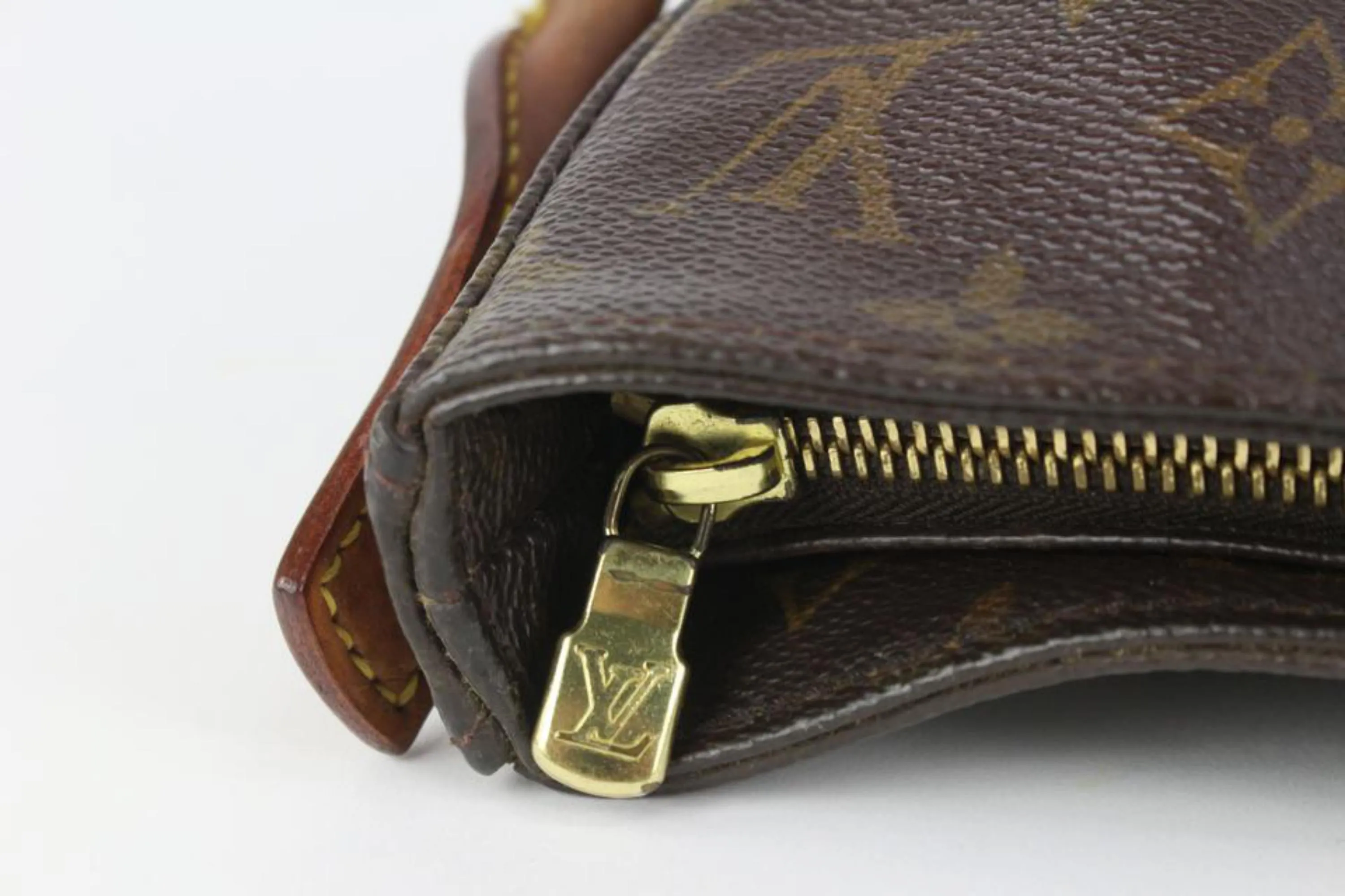 Louis Vuitton Monogram Looping GM Zip Hobo Bag 1LV714a