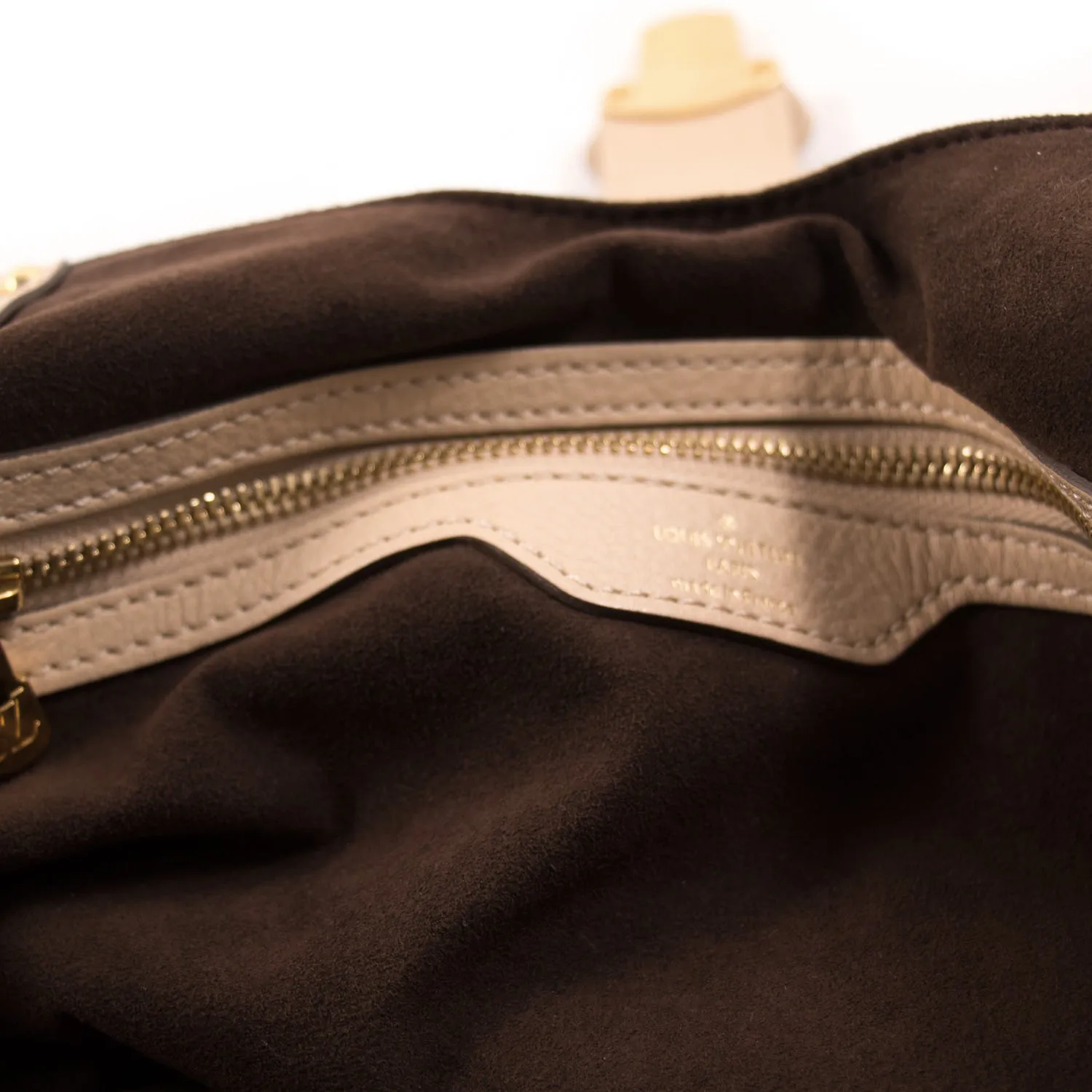 Louis Vuitton Monogram Mahina L Hobo Bag