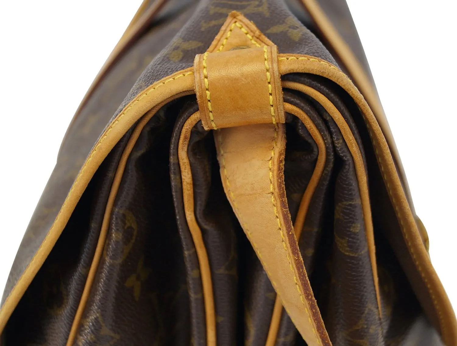 LOUIS VUITTON Monogram Saumur 35 Messenger Bag