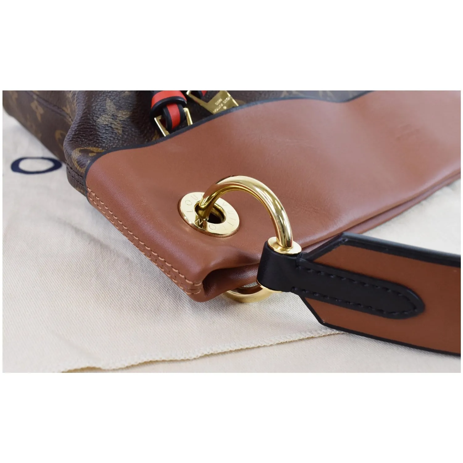 LOUIS VUITTON Tuileries Monogram Canvas Hobo Bag Caramel