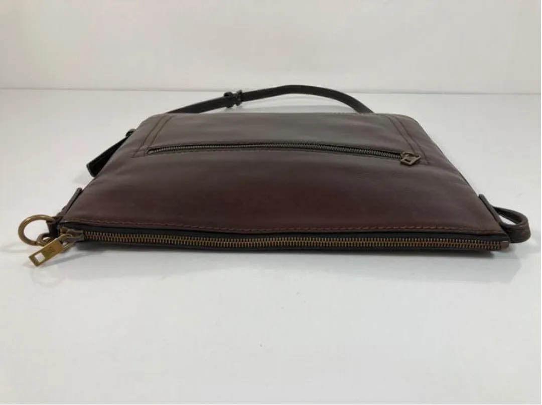 Louis Vuitton Utah Leather Sac Plat in Brown
