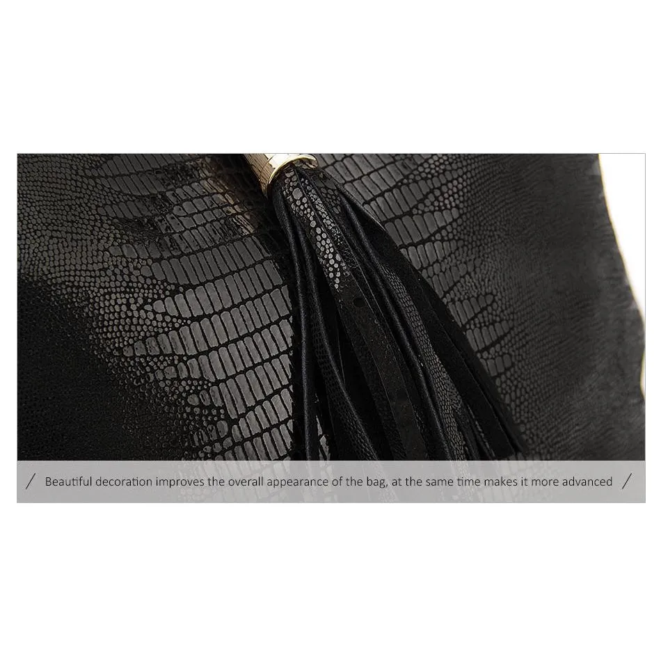 <bold>Bucket / Crossbody Bag <br>Genuine-Leather