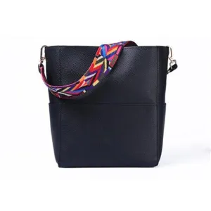 <bold>Bucket  / Shoulder Bag  <br>Vegan-Leather