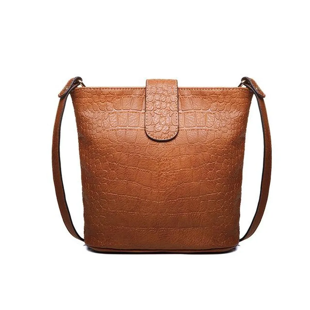 <bold>Bucket / Tote Bag <br>Vegan-Leather