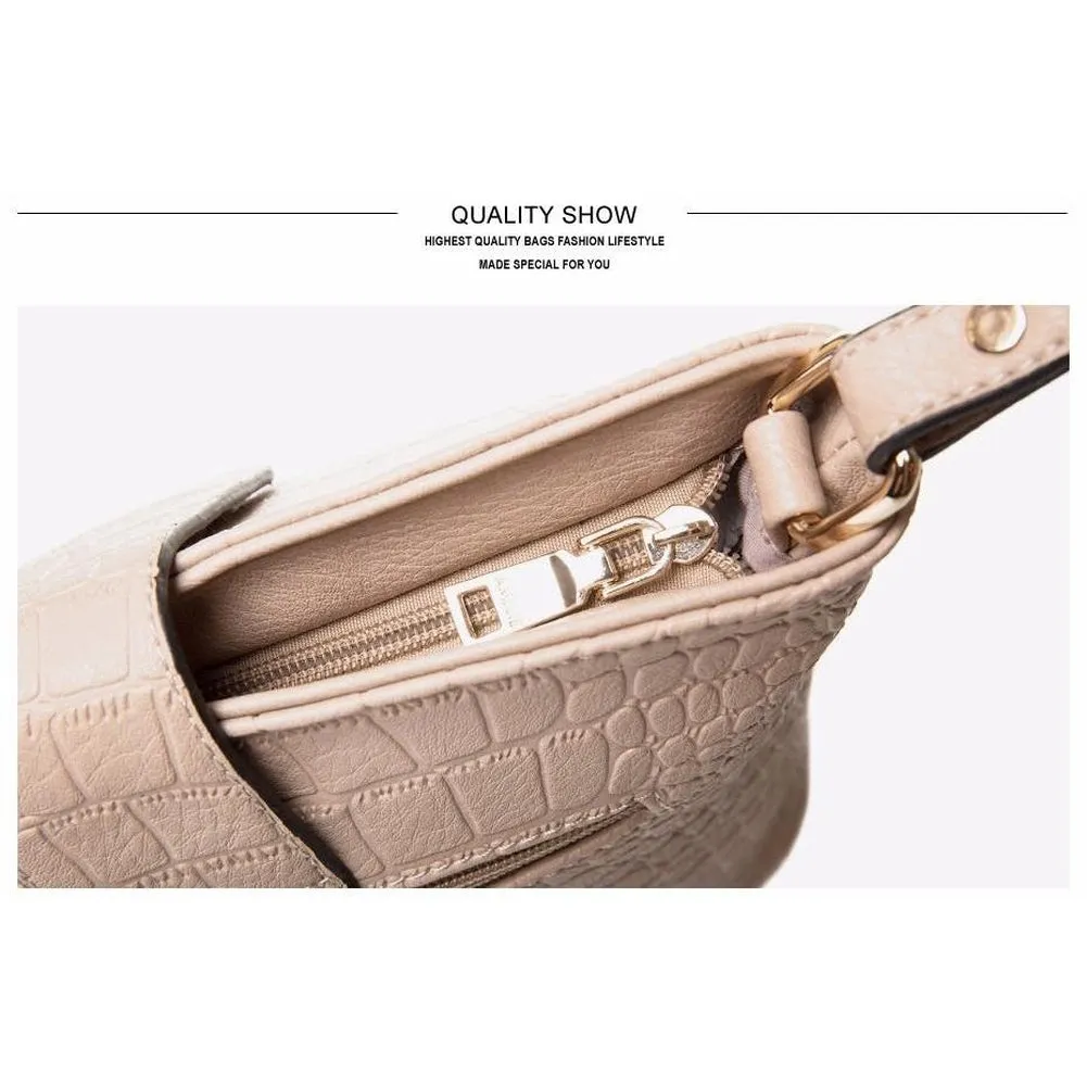 <bold>Bucket / Tote Bag <br>Vegan-Leather