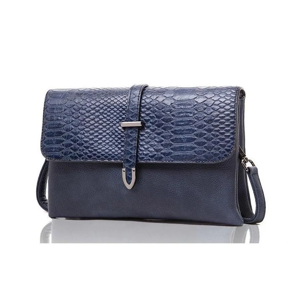 <bold>Messenger / Crossbody Bag <br>Vegan-Leather