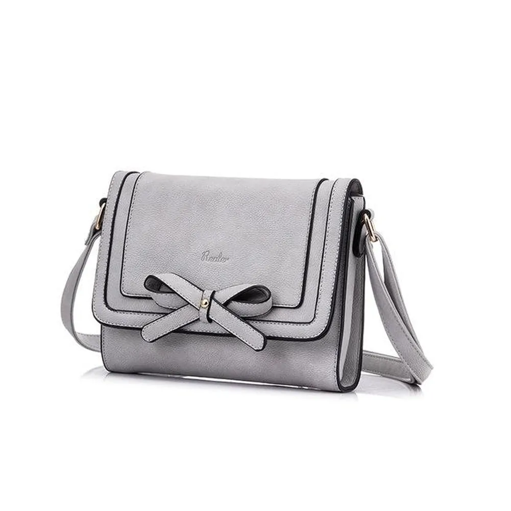 <bold>Messenger  / Shoulder Bag  <br>Vegan-Leather