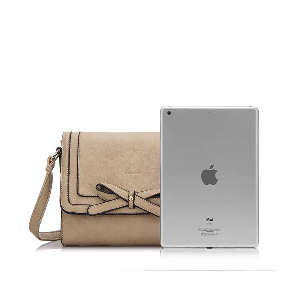 <bold>Messenger  / Shoulder Bag  <br>Vegan-Leather